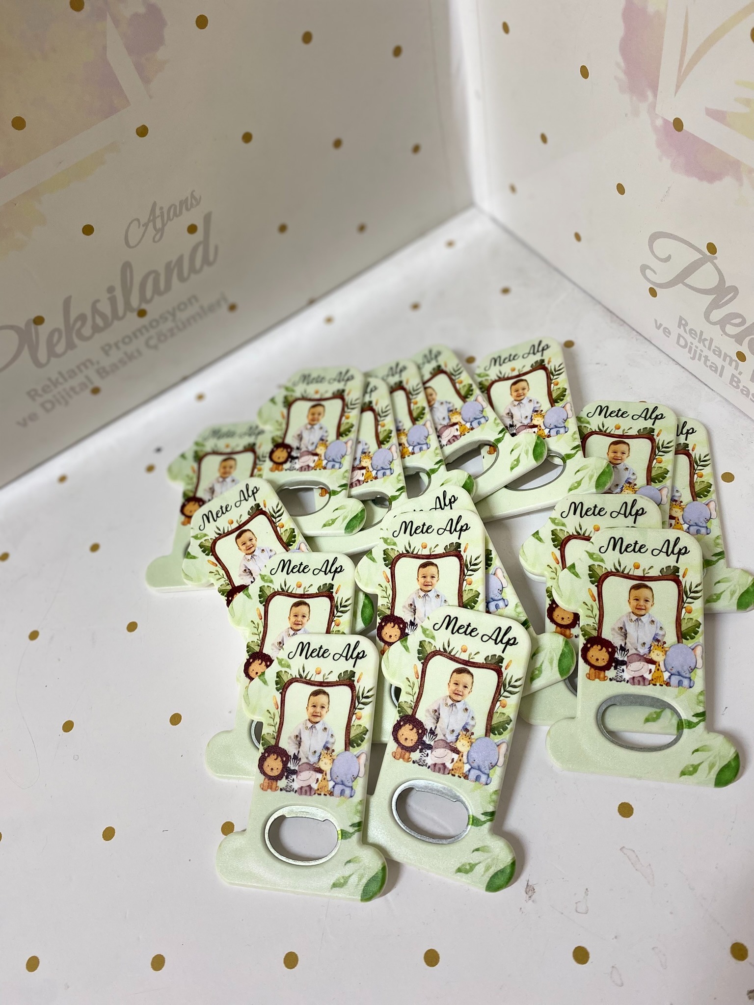 1 Yaş Açacak Magnet 25 Adet 