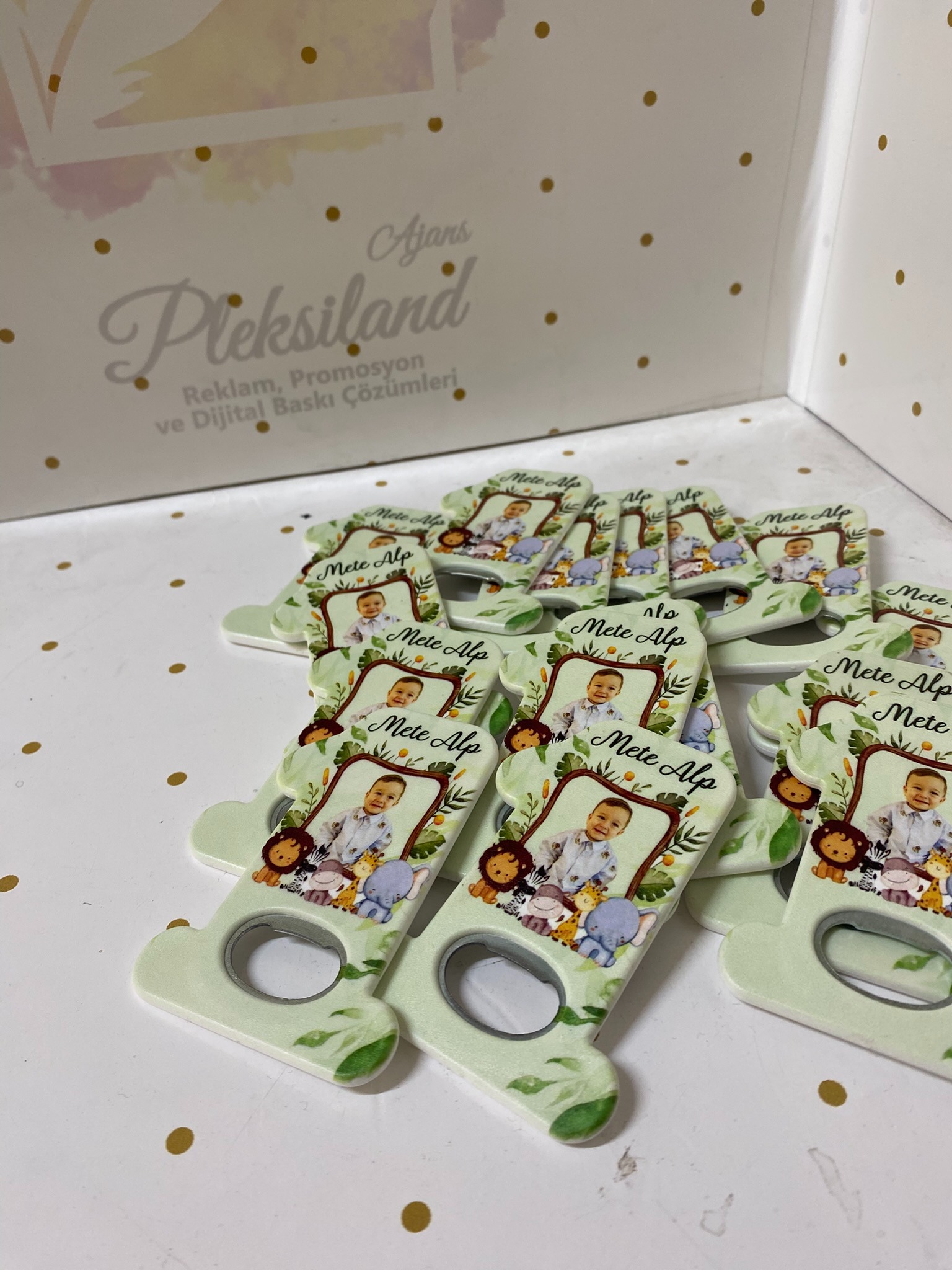 1 Yaş Açacak Magnet 25 Adet 