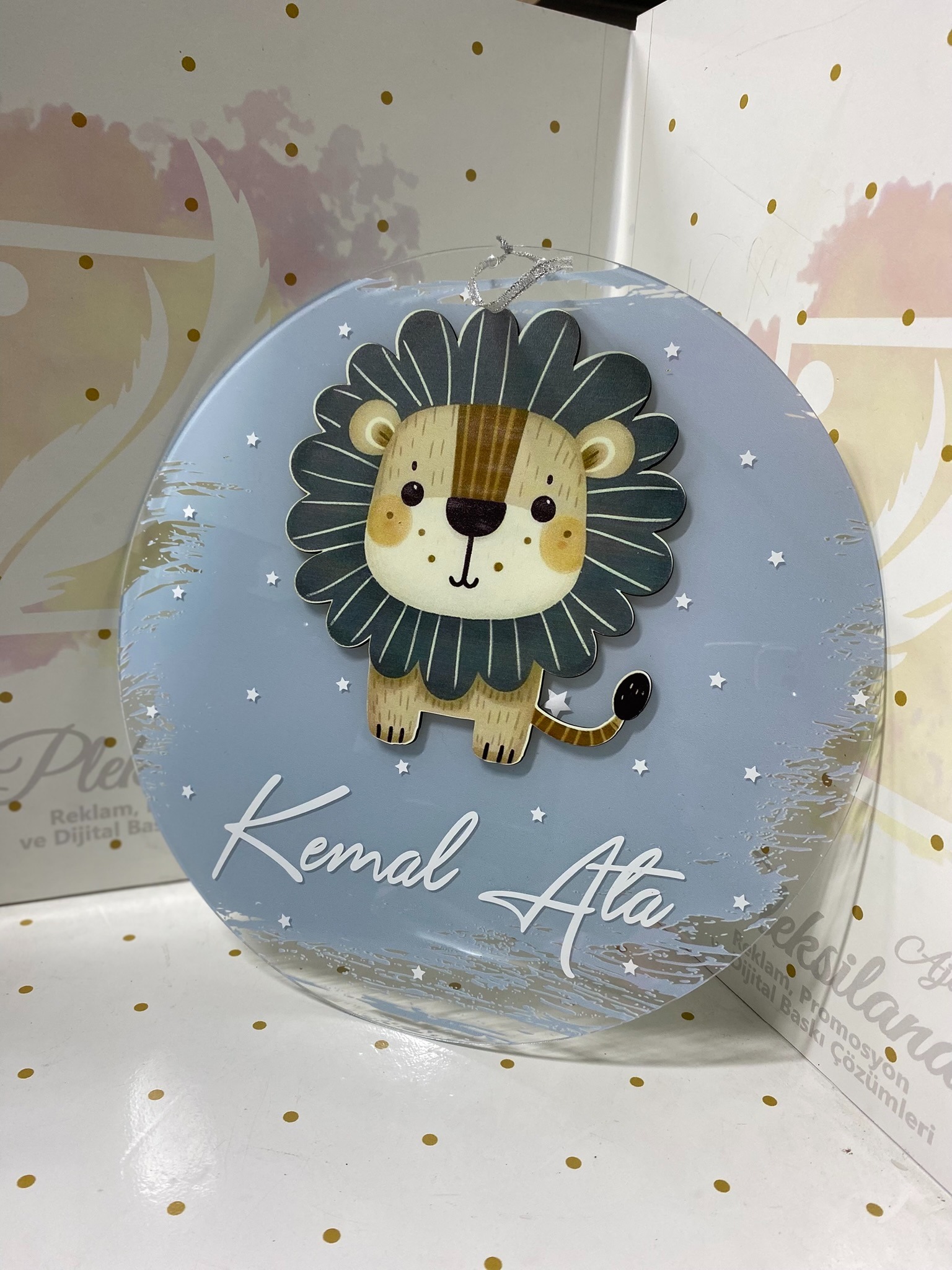 Aslan Figürlü Pleksi Kapı Süsü