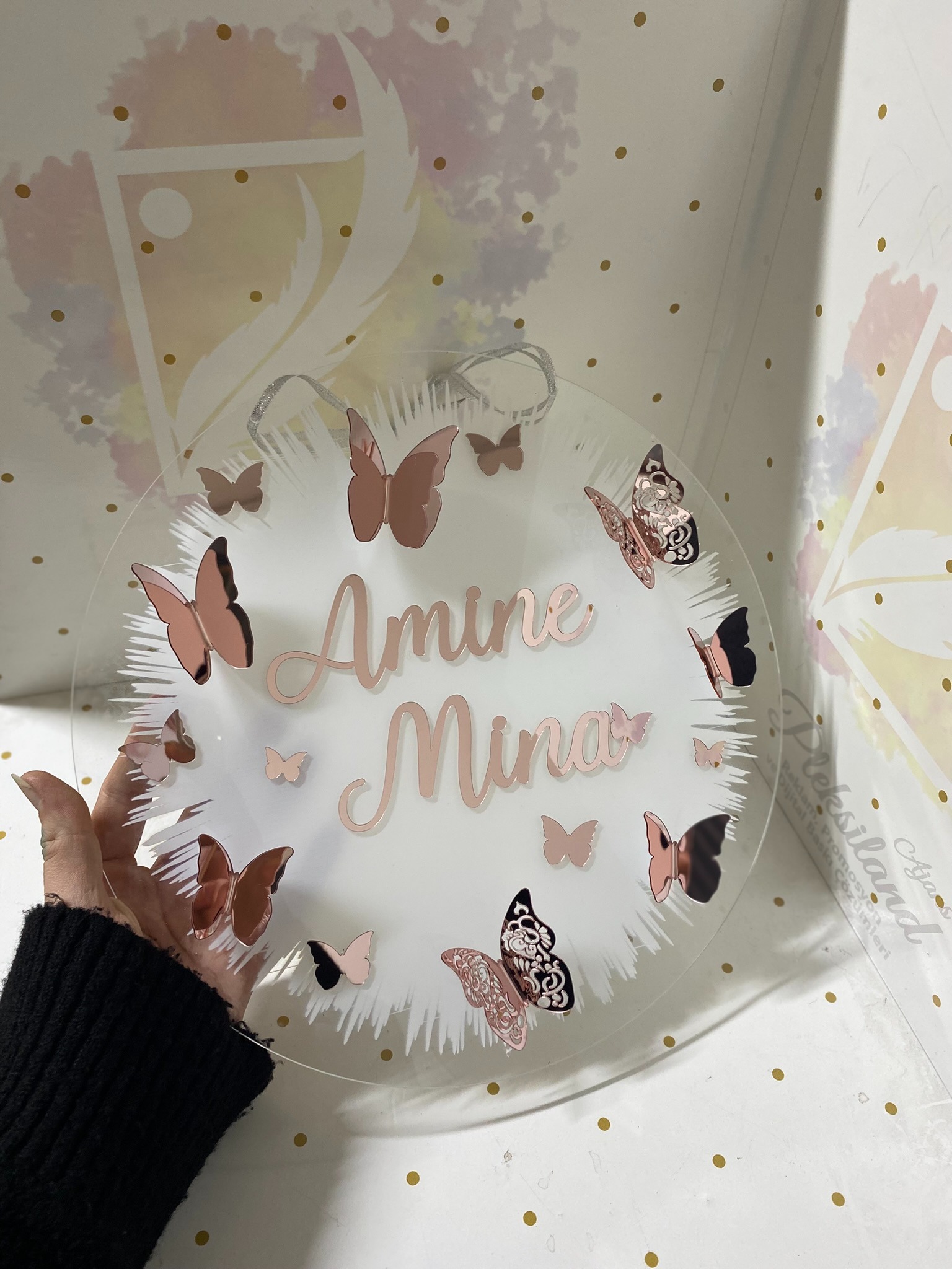 Kelebekli Pleksi Kapı Süsü