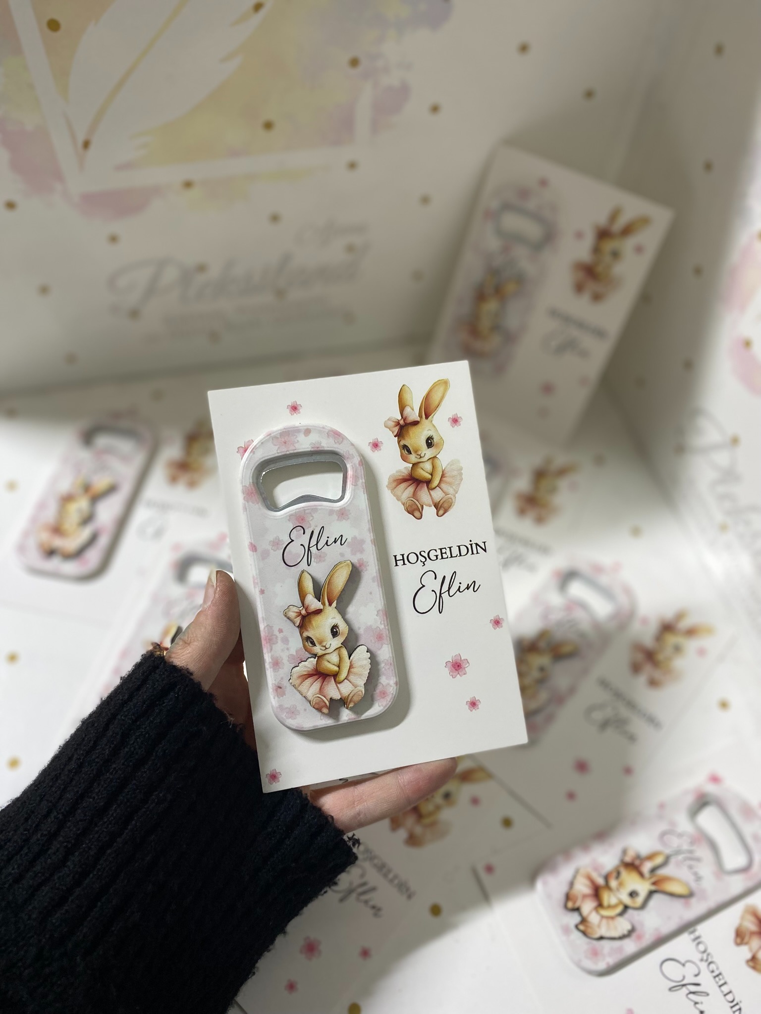 Ahşap Figür Kartlı Oval Magnet Açacak 25 Adet