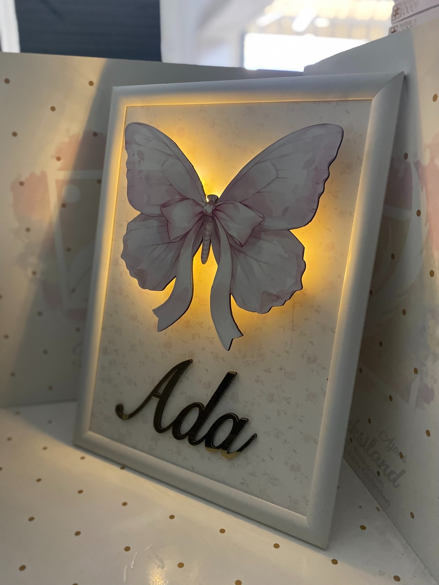 Kelebek Işıklı Çerçeve Kapı Süsü