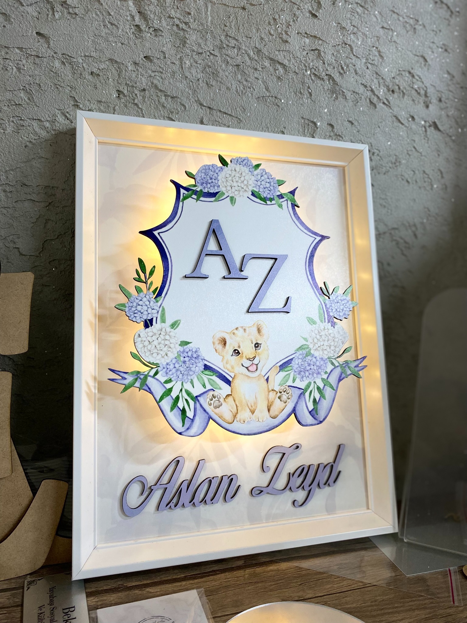 Aslan Işıklı Çerçeve Kapı Süsü