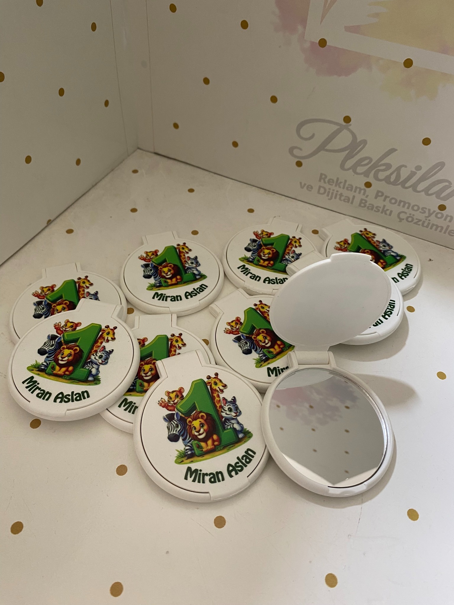 Kişiye Özel Tasarım Yuvarlak Ayna 25 Adet