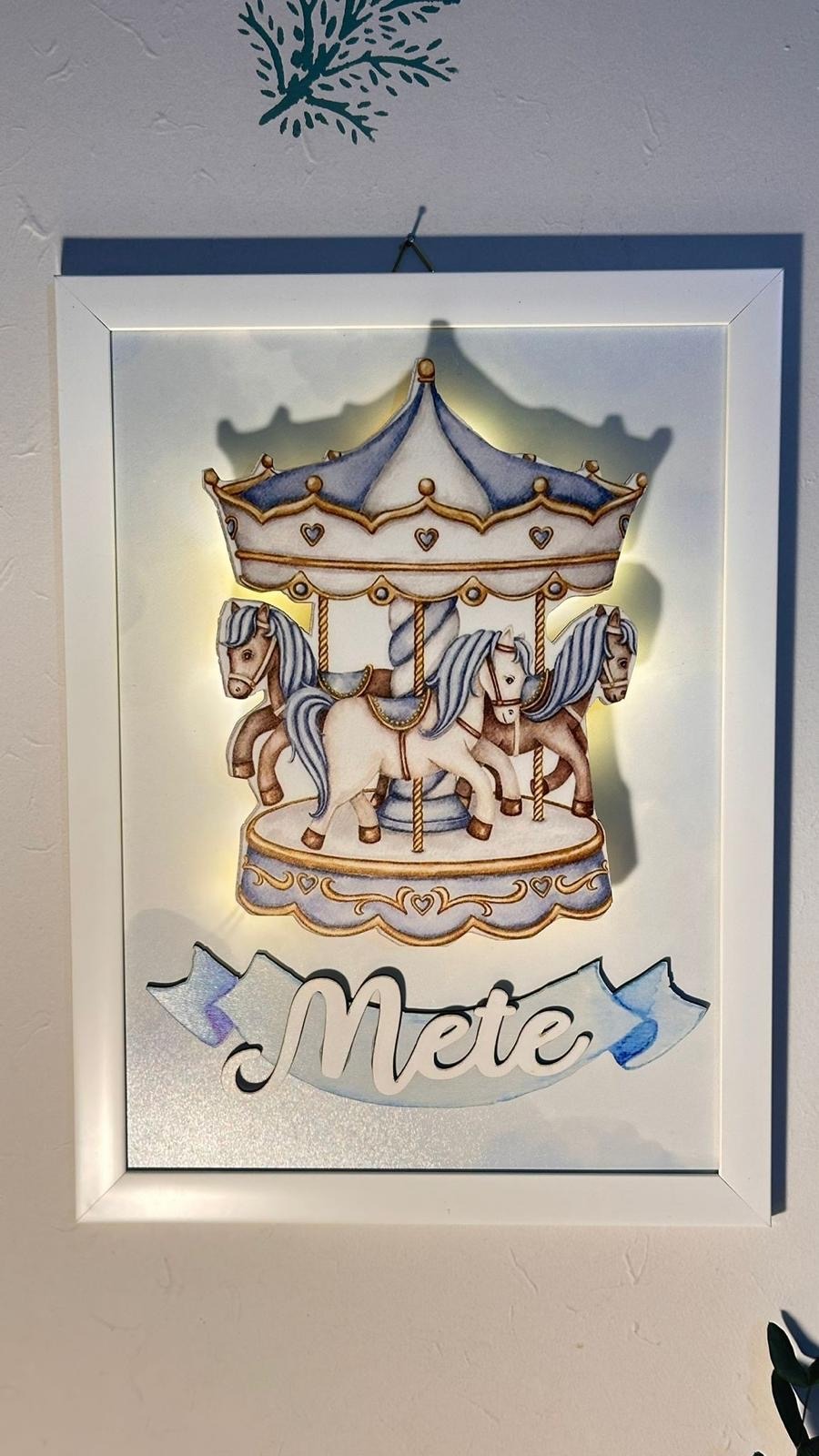 Mavi Atlıkarınca Işıklı Kapı Süsü