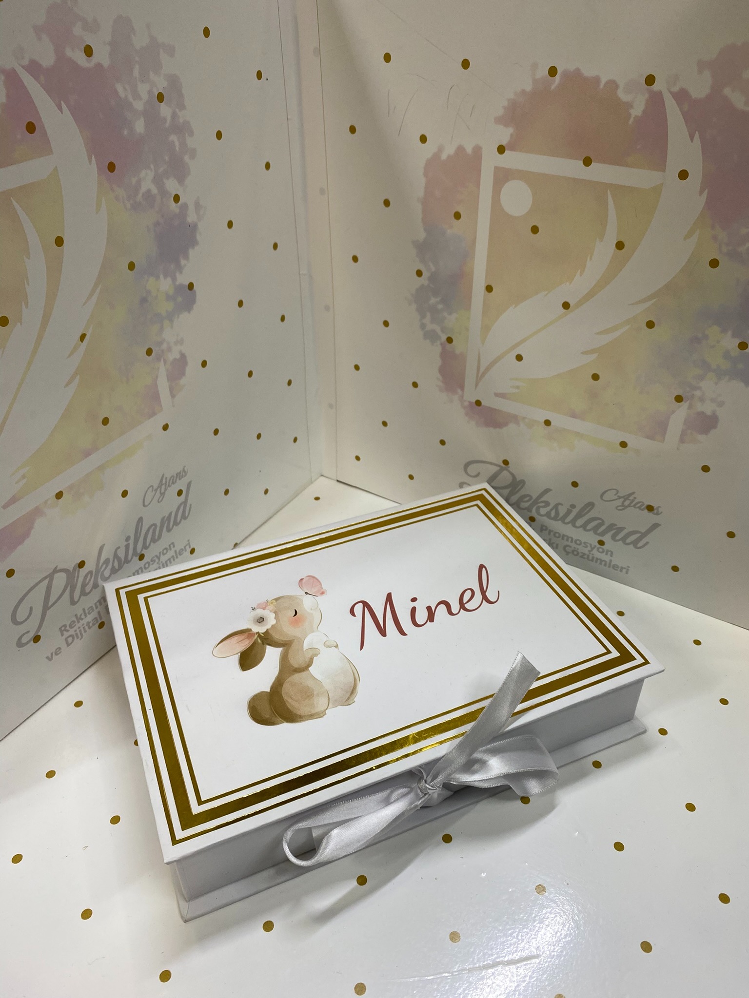 Baskılı Karton Kitap Kutu Beyaz