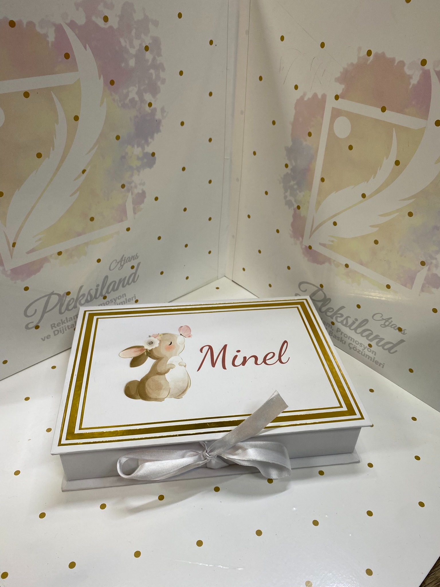 Baskılı Karton Kitap Kutu Beyaz