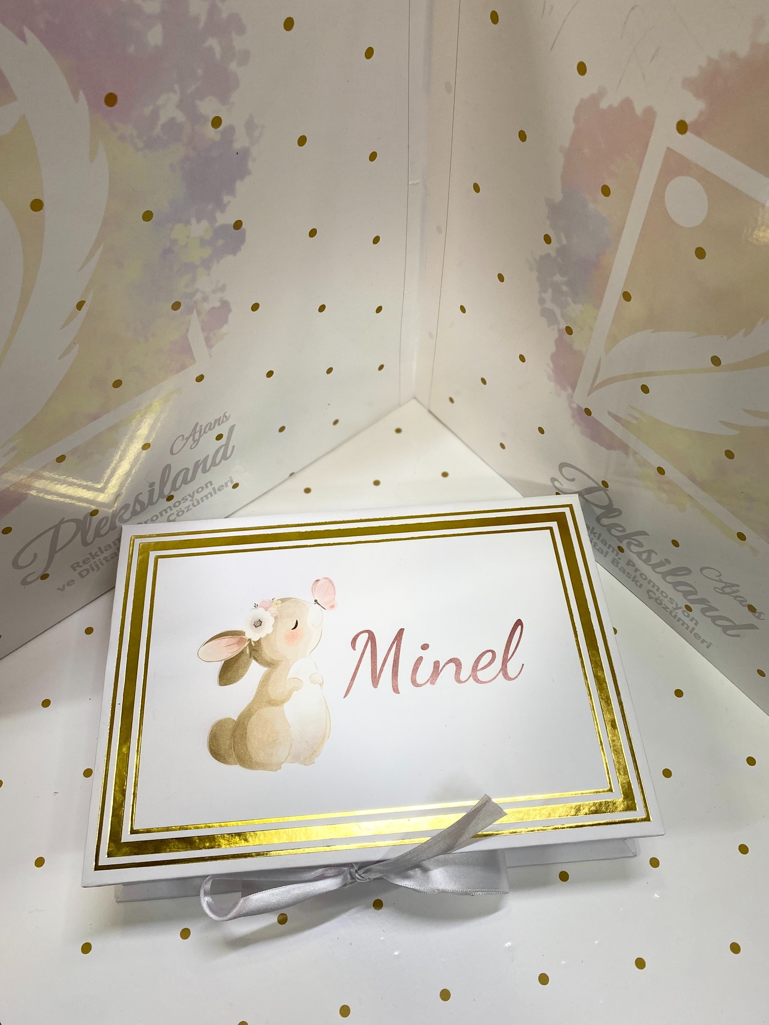 Baskılı Karton Kitap Kutu Beyaz