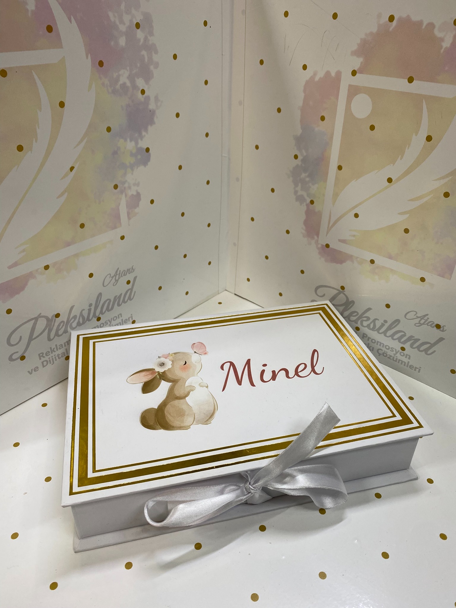 Baskılı Karton Kitap Kutu Beyaz