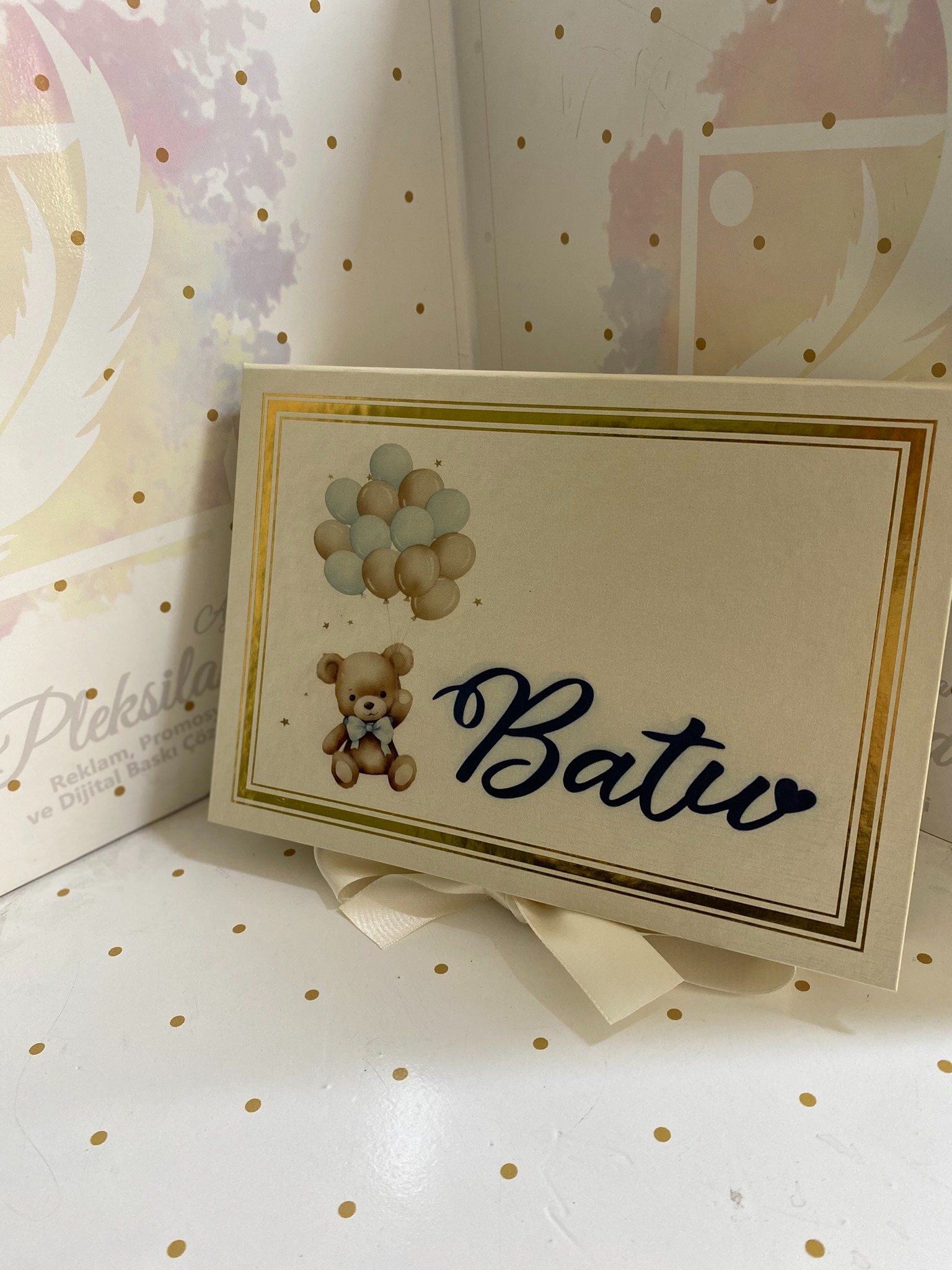 Baskılı Karton Kitap Kutu Krem