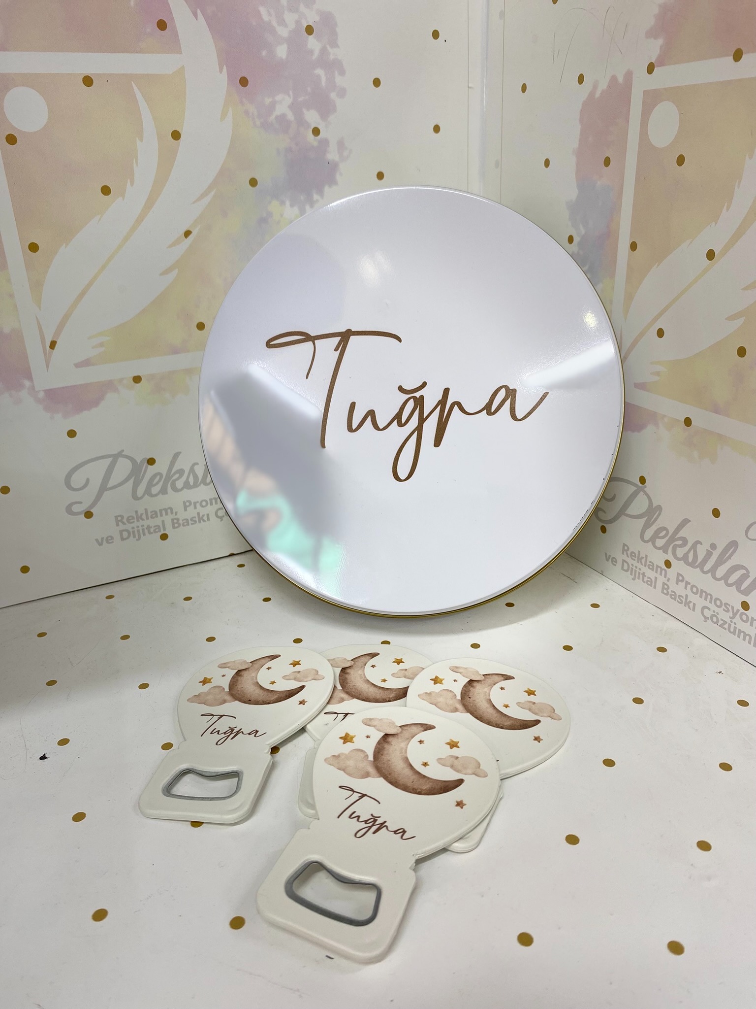 25 Adet Balon Şekilli Açacak ve 1 Adet Kutu Seti 